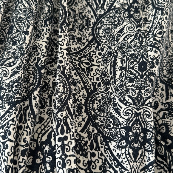 Patterned Pant - Picture 2 of 4